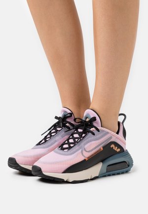 Nike Sportswear, Baskets basses - light pink