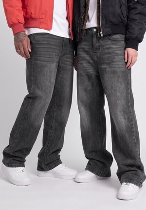YOURTURN by Zalando, UNISEX LOOSE - Дънки с разкроени крачоли - washed black