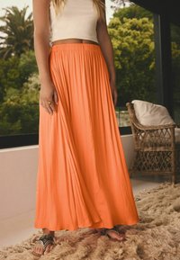 Next Klostuotas sijonas - orange