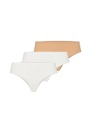 Tre sømløse dameunderbukser i beige og hvid farve arrangeret i et lagdelt, frontvendt rækker.