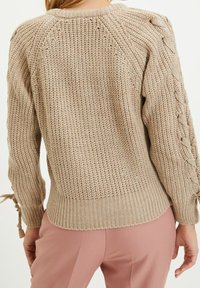 Trendyol Sweter