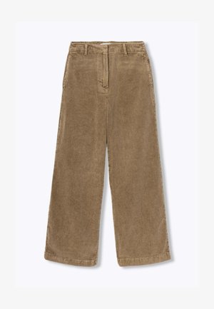 Pantalon large en velours côtelé marron avec des côtes verticales, présentant une taille plate, des passants de ceinture et un ourlet droit. Sans poches ni quincaillerie visible.