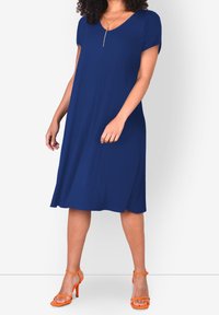 Live Unlimited London Žerzejové šaty - blue