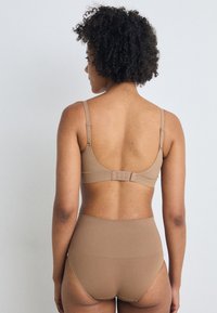 Chantelle SMOOTH COMFORT WIREFREE BRA - Grudnjak - terracotta