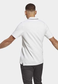adidas Sportswear ESSENTIALS PIQUÉ SMALL - Polo - white