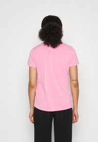 Minimum RYNAH - T-shirt básica - sachet pink
