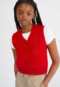 adidas Originals VEST - Camisola - better scarlet