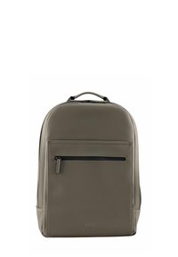Sac à dos synthétique gris avec une texture lisse, poche avant zippée et une poignée supérieure. Présente un design minimaliste avec des bords arrondis.