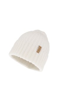 Cappello a maglia bianco con trama a costine, dotato di una piccola etichetta marrone con il marchio sul lato. Parte superiore arrotondata, materiale morbido.