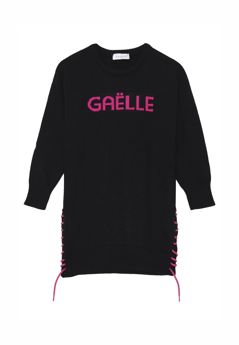 Maglione nero oversize con testo "GAËLLE" in rosa, caratterizzato da un design laterale con lacci e dettagli in rosa, e polsini e scollatura a coste.