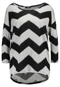 Langärmliges Oberteil mit einem Chevron-Muster in Schwarz und Grau, einem runden Halsausschnitt und einem abgerundeten Saum. Hergestellt aus einem weichen Strickstoff.