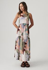 ST MRLO REMI TIERED - Dnevna haljina - natural geo print