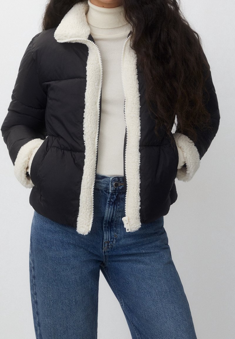 PULL&BEAR Giacca invernale - black