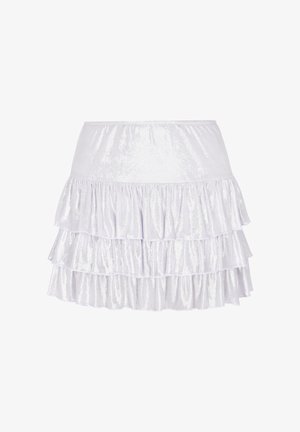 Fustă mini albă lucioasă cu trei volane suprapuse și talie fixă
