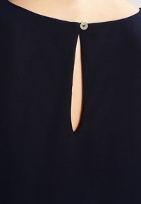 More & More Blus - dark blue