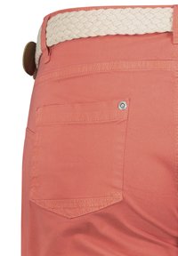 Sublevel BERMUDA MIT GÜRTEL - Shorts - orange