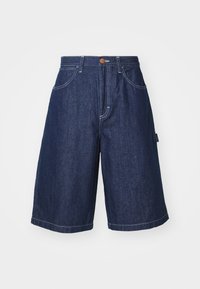 Traper bermuda shorts u tamno plavoj boji, s ravnim krojem, bočnim džepovima, bijelim šavovima i prednjim zatvaranjem na gumb.