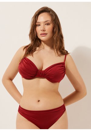 Calzedonia, SHINY SATIN BALCONETTE - Top de bikini - red