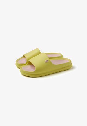 Hot Potatoes, SPADE FLIP FLOPS WITH PIN GILL - Mules - amarillo