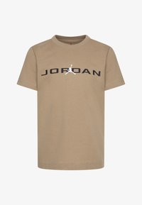 Δεν επιλέχθηκε, desert camo