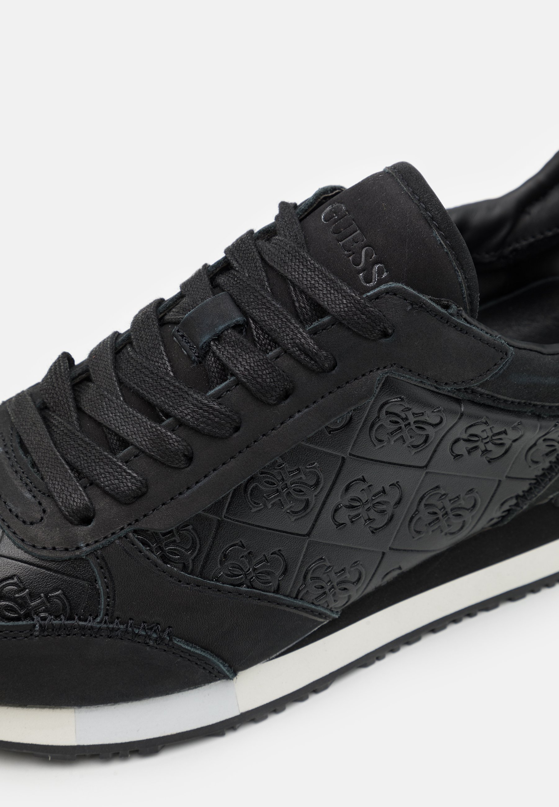 guess glory trainers
