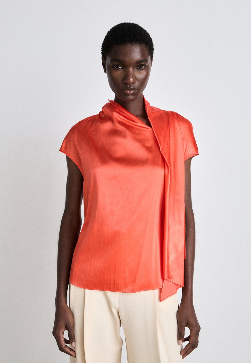 Marc Cain Bluse - bright tomato