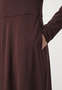 Max Mara Leisure VALIDO ciemnobrązowy