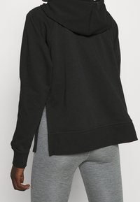 Nike Performance Jersey con capucha - black