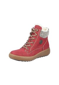 Bottine en cuir rouge avec une doublure en fausse fourrure, un col en tricot texturé et des lacets ronds. Elle possède une semelle en caoutchouc avec des bords côtelés et un emblème de logo.