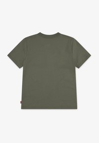 Levi's® SUNRISE DESERT TEE - T-shirt med print - deep lichen green
