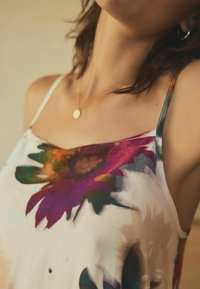 Next FLORAL REGULAR FIT - Robe longue - cream purple