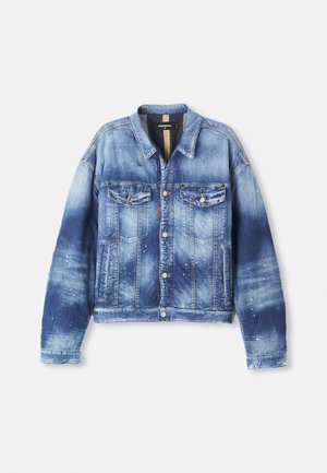 Denim jacket in gradient blue with light distressing. Features two chest pockets, metal buttons, and a classic collar design.