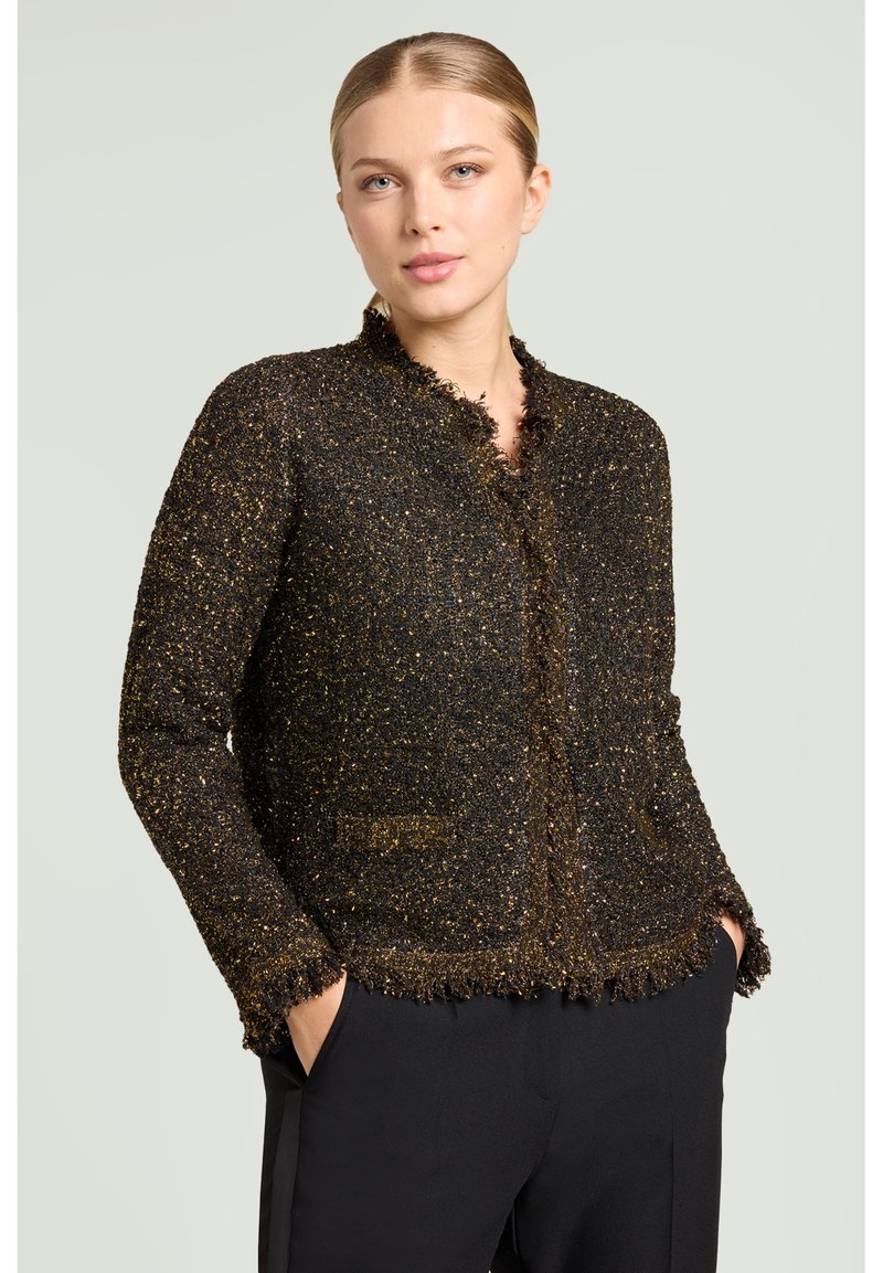 Sort og guld, tekstureret cardigan med lange ærmer, frynsede kanter og en hakket krave, med lommer og tætsiddende pasform.