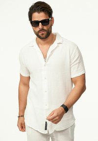 CARISMA KURZARM REGULAR-FIT - Hemd - weiß