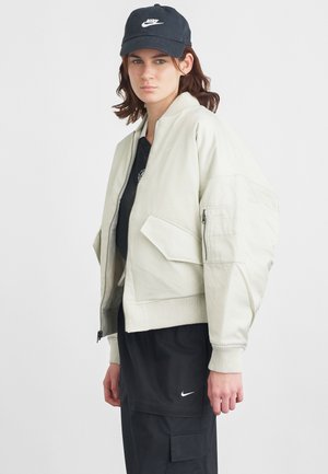Bomber tipa jaka - light bone/sail