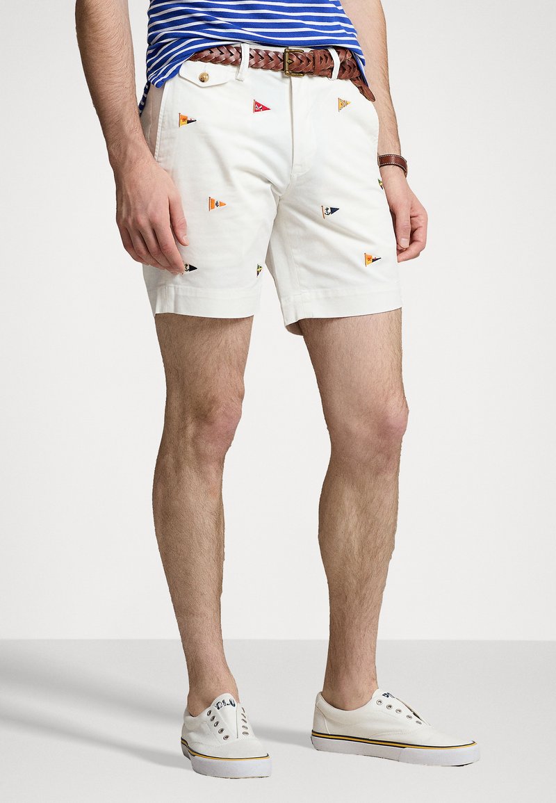 Polo Ralph Lauren - BEDFORD FLAT FRONT - Shorts - deckwash white, Enlarge