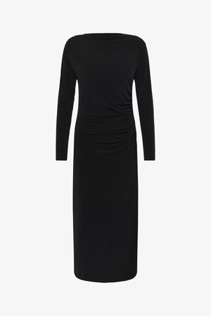 Rochie midi neagră cu mâneci lungi, decolteu tip barcă și detaliu drapat pe talia dreaptă, siluetă mulată.