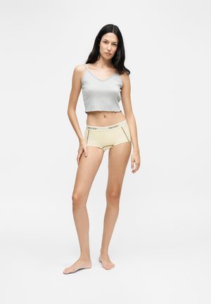 Pieces, PCLOGO 4 PACK - Shorties - chicory coffee