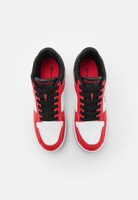 Champion Chaussures de basket - red/white/new black