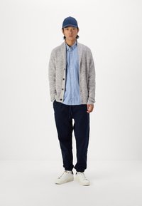 GAP STANDARD - Formalna srajca - light blue