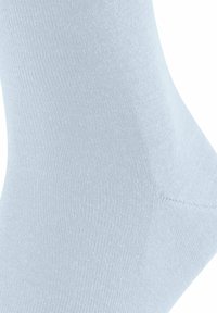 FALKE AIRPORT - Socken - light blue