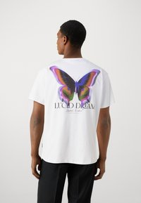 Only & Sons ONSSMART TEE - Tricou cu imprimeu - white