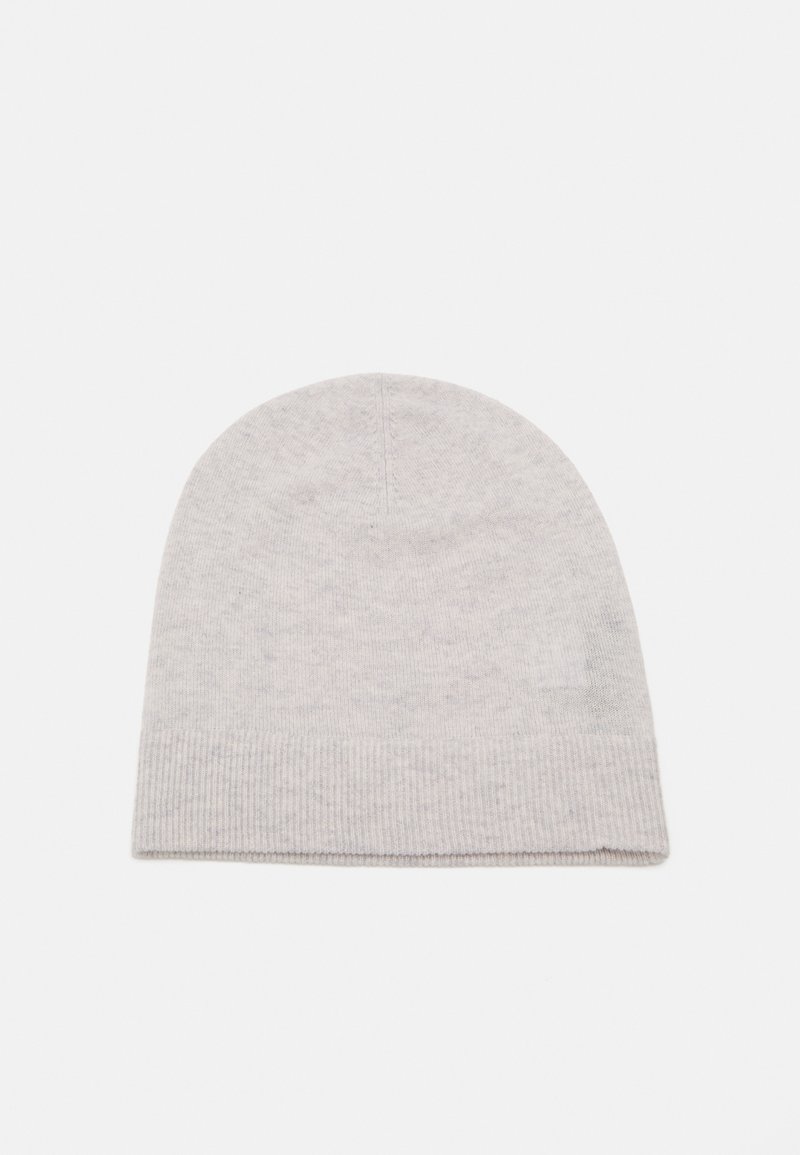 Repeat HAT - Pipo - snow