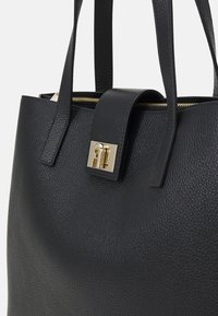 Furla SOFT - Bolso shopping - nero