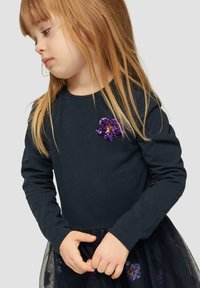 s.Oliver MIT UND PAILLETTEN - Cocktailjurk - navy