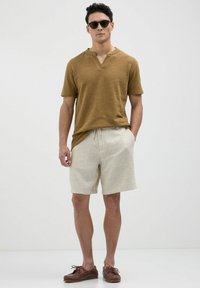 Calliope BERMUDA  - Shorts - beige