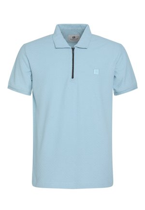 Polo shirt azzurro chiaro a maniche corte con colletto a mezza zip, tessuto con un motivo testurizzato, piccolo logo sul lato sinistro del petto.