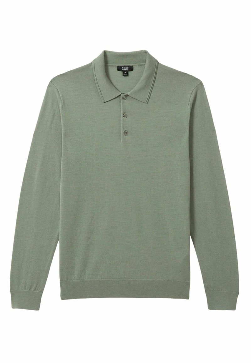 Cămașă polo cu mânecă lungă, dintr-un material moale de culoare verde deschis. Are un guler și trei nasturi la gât. Design simplu, fără modele.