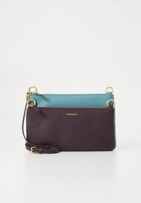 Selecionado, prune/arctic blue