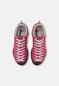 Scarpa MOJITO - Hikingskor - red rose